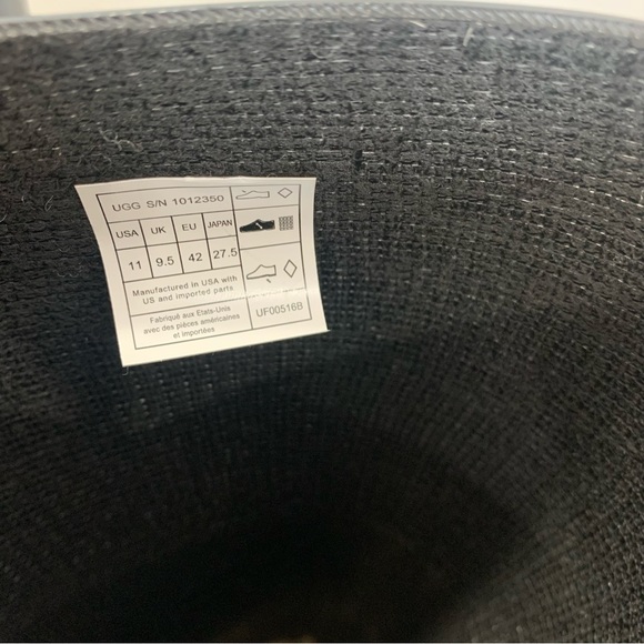 UGG NWT in box Shaye style black patent rain boots size 11 Gorgeous boots - Picture 12 of 14